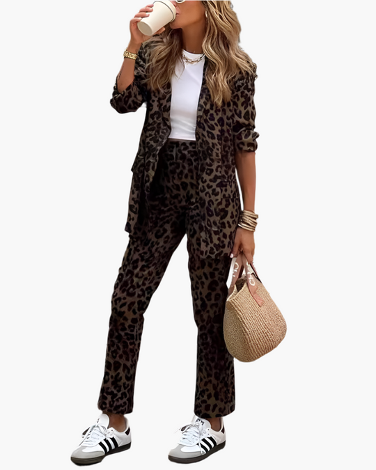 ARILA - Leopard print dress and trousers set