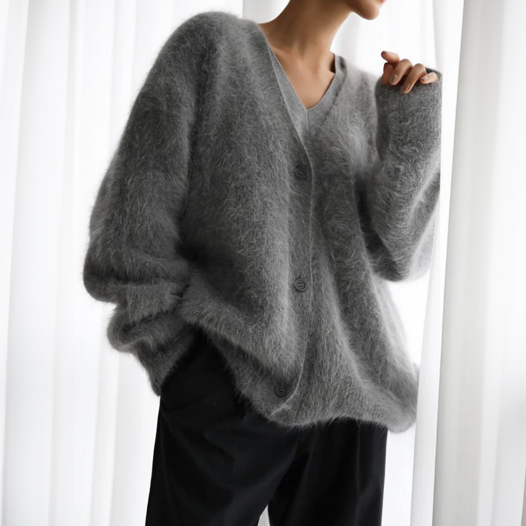 Danica | Elegant Knitted Cardigan